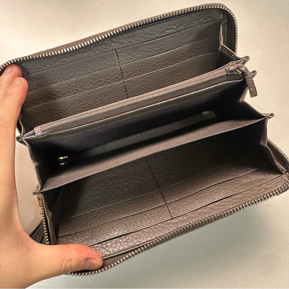 GUCCI Bamboo Tassel Swing Leather Zip Around Long Wallet Brown-Gray - Picture 5 of 10